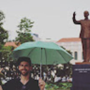 Meet your Posher, Tom